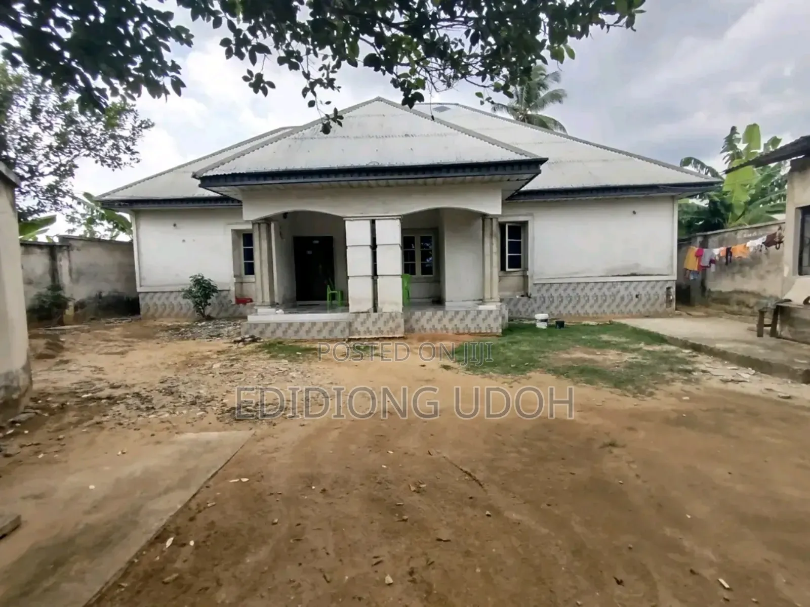 5bdrm Bungalow in New Ring Road 3 for sale