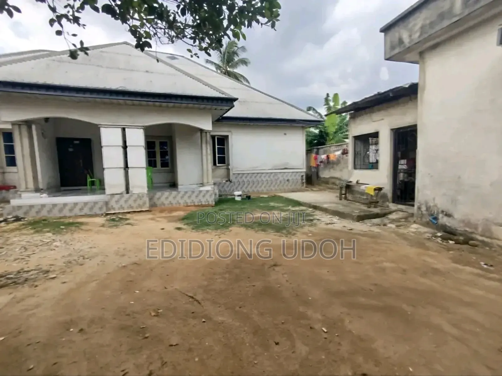 5bdrm Bungalow in New Ring Road 3 for sale