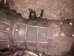 Manual Gear Previa and Hiace Available