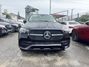 Photo - Mercedes-Benz GLE-Class 2020 Blue
