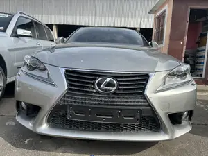 Lexus IS 250 2015 Gold