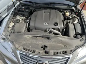 Lexus IS 250 2015 Gold