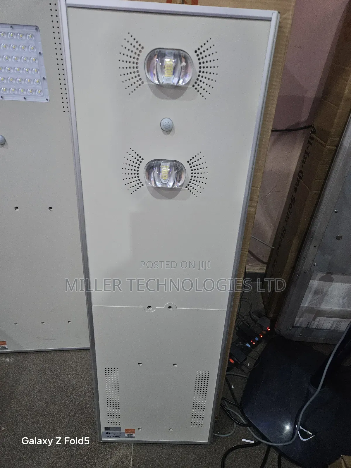 Felicity Solar Street Light A3 40w