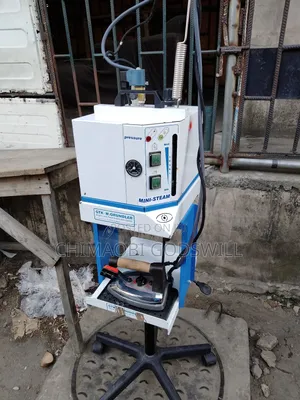 Original Four (4) Litres Industrial Steaming Standing Iorn