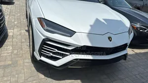 Lamborghini Urus Base 4dr AWD 2020 White