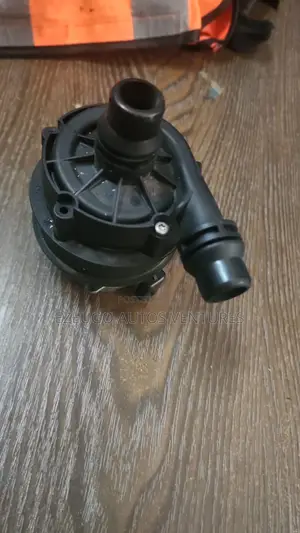 Mercedes Benz Radiator Water Pump