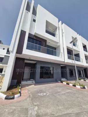 Furnished 4bdrm Duplex in Freedom Way, Lekki Phase 1 for sale