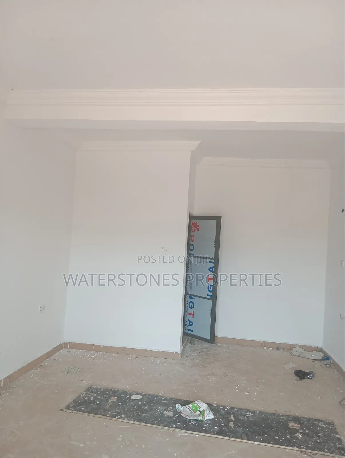 Shop Space Go Let in Asaba