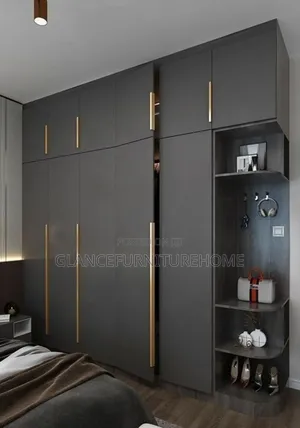 Standard Eloquent 3 Doors Walldrobe