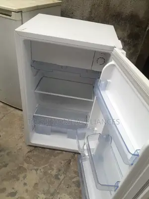 Tabletop Fridge and Freeze