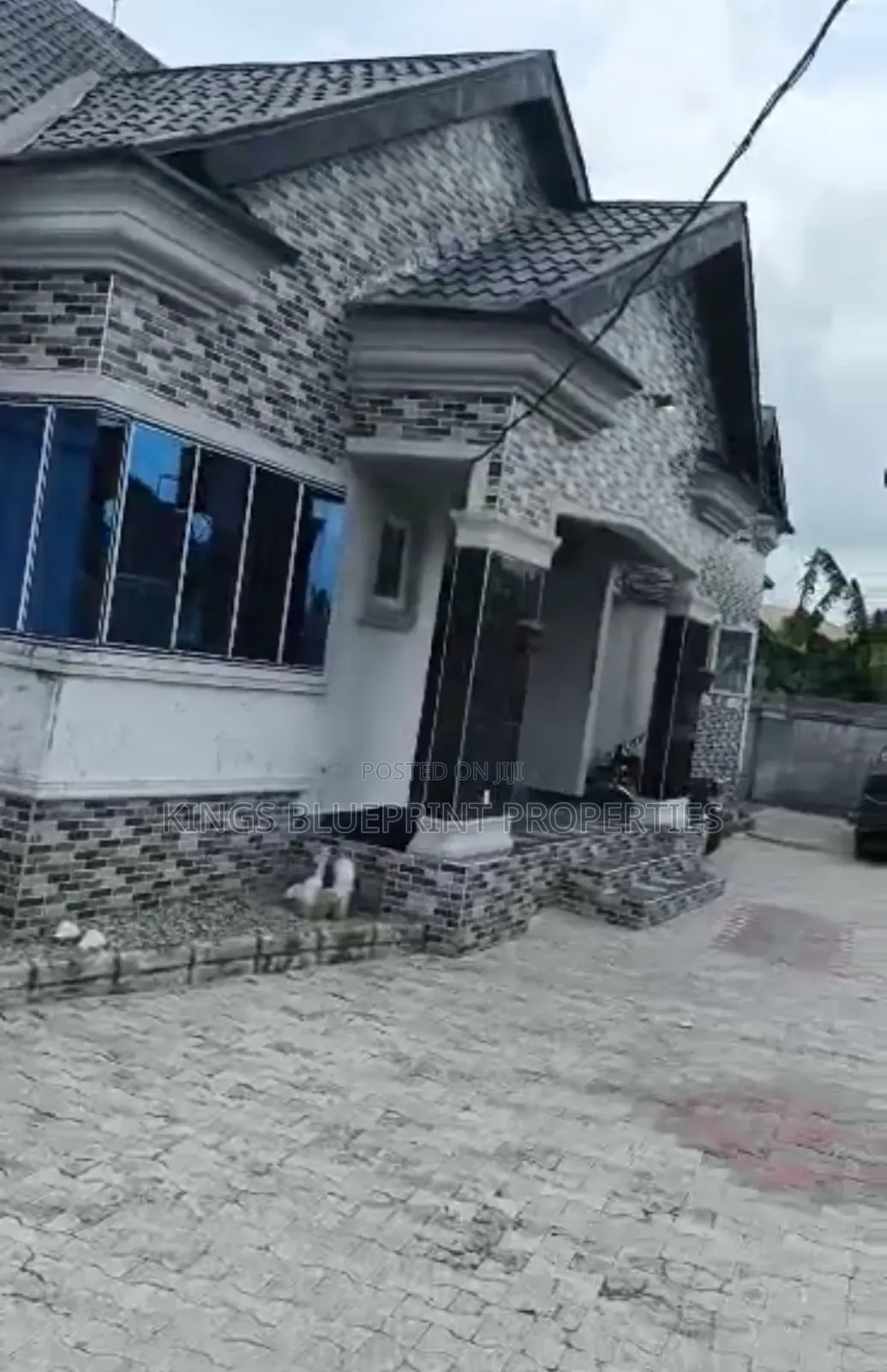 3bdrm Bungalow in Ogor, Ugheli for sale