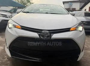 Toyota Corolla LE ECO 4dr Sedan (1.8L 4cyl CVT) 2017 White