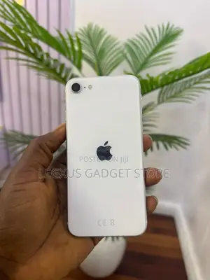 Apple iPhone SE (2020) 128 GB White