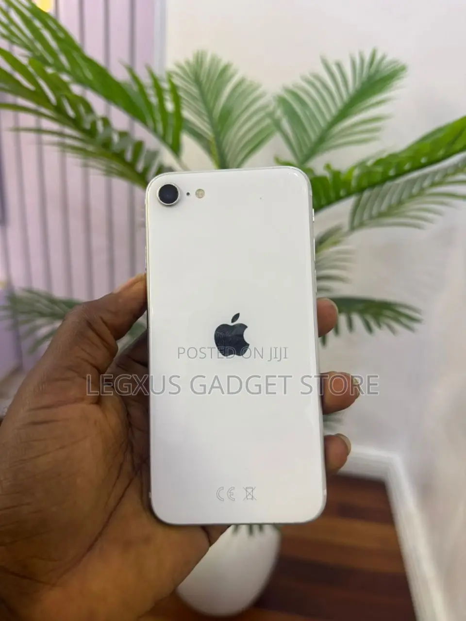 Apple iPhone SE (2020) 128 GB White