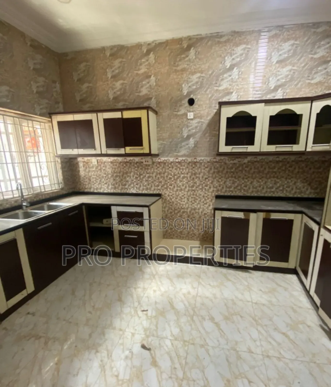 5bdrm Duplex in Lokogoma for rent