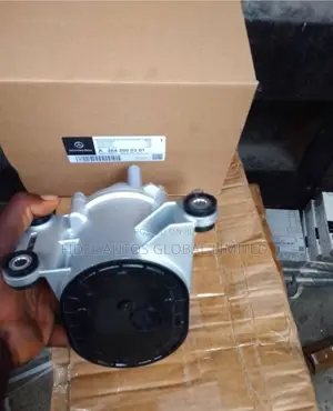 Genuine Mercedes-Benz Water Pump 264-200-03-01-80