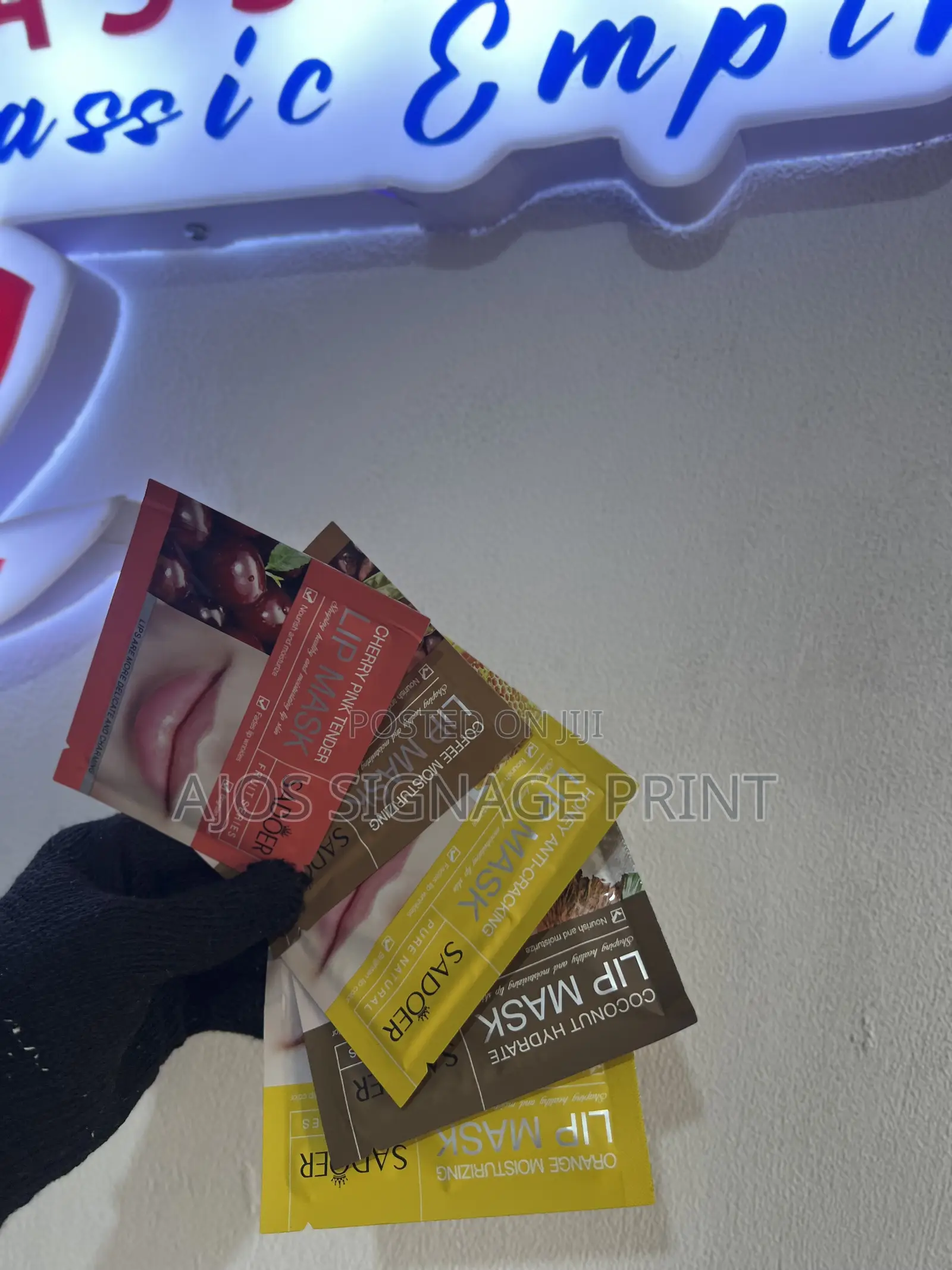 Sadoer Lip Mask