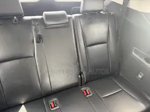 Toyota Highlander Platinum AWD 2020 Red