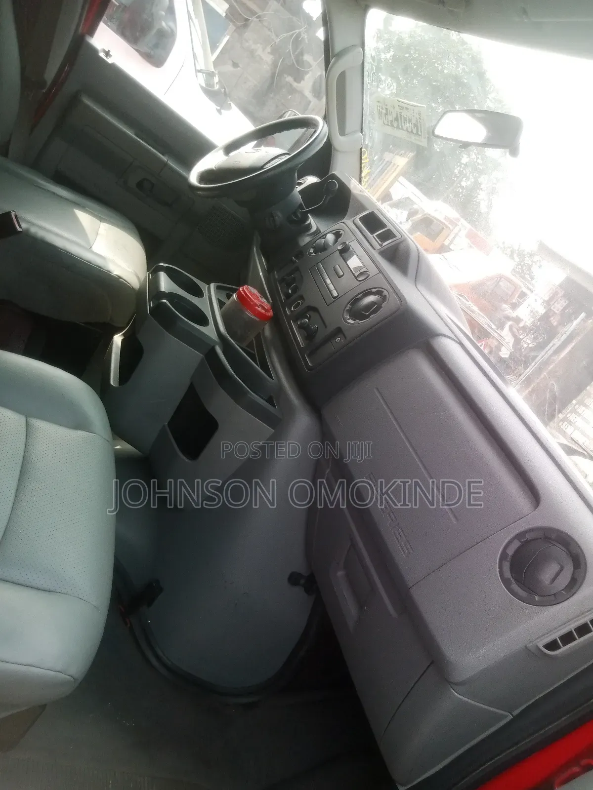 Ford E250 2009 Red