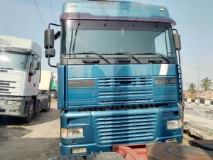 Daf 95 Xf Head 2002 Blue