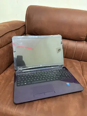 Laptop HP 15-Da2933nia 4GB Intel Pentium HDD 320GB