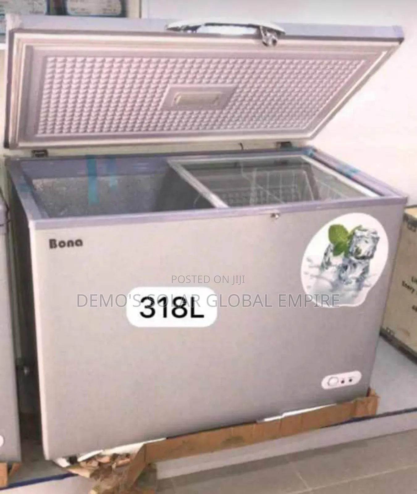 Solar Fridge 318l