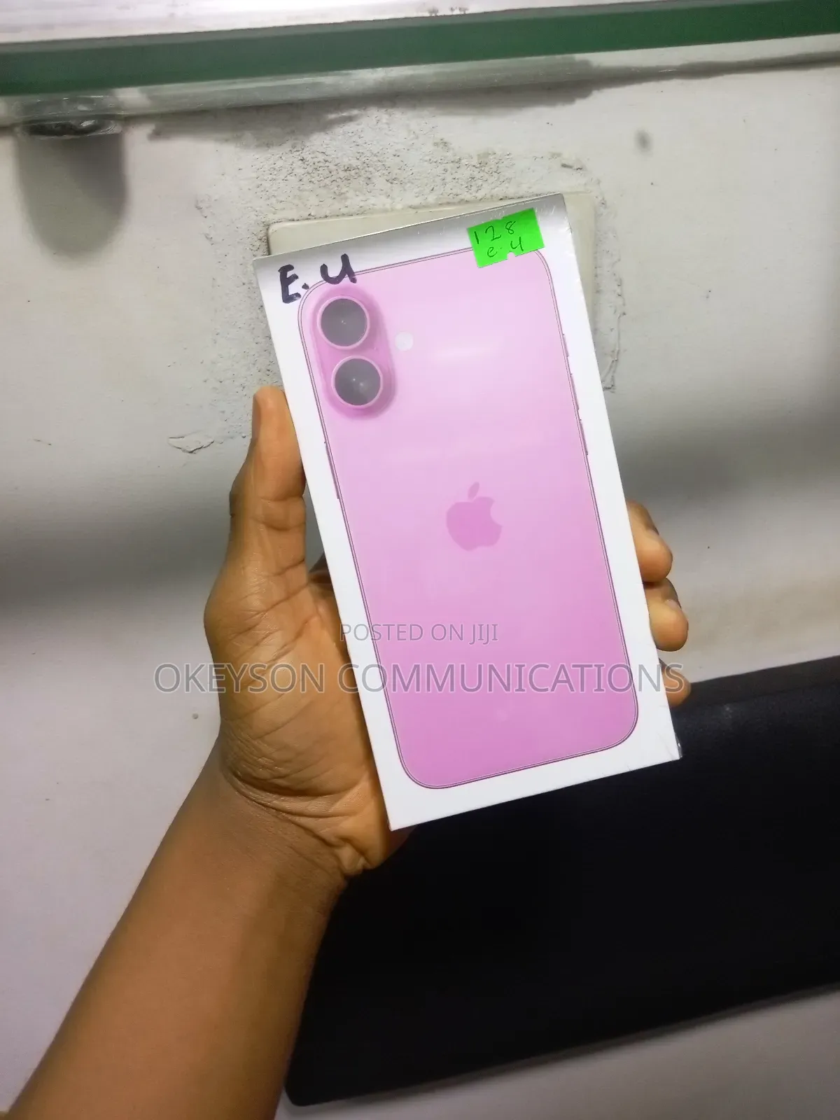 New Apple iPhone 16 Plus 128 GB Pink