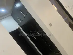 1bdrm Room & Parlour in Efab Queens Estate, Gwarinpa for rent
