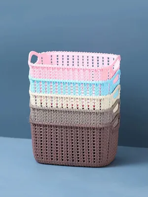Mini Wooven Plastic Basket (12pcs)