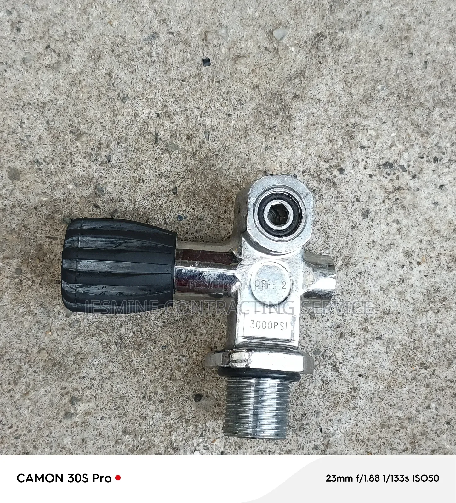 Divers Pillar Valve