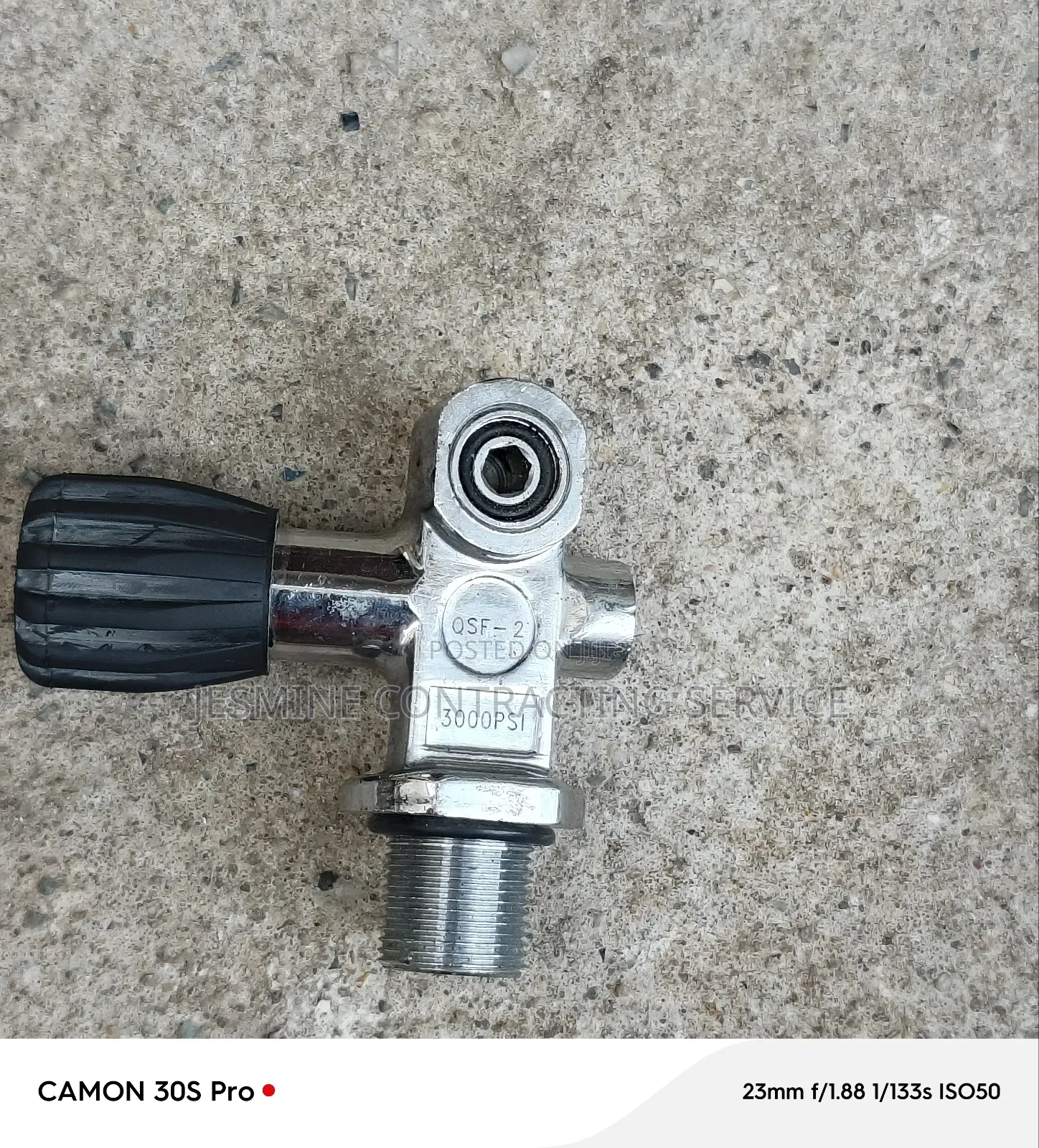 Divers Pillar Valve