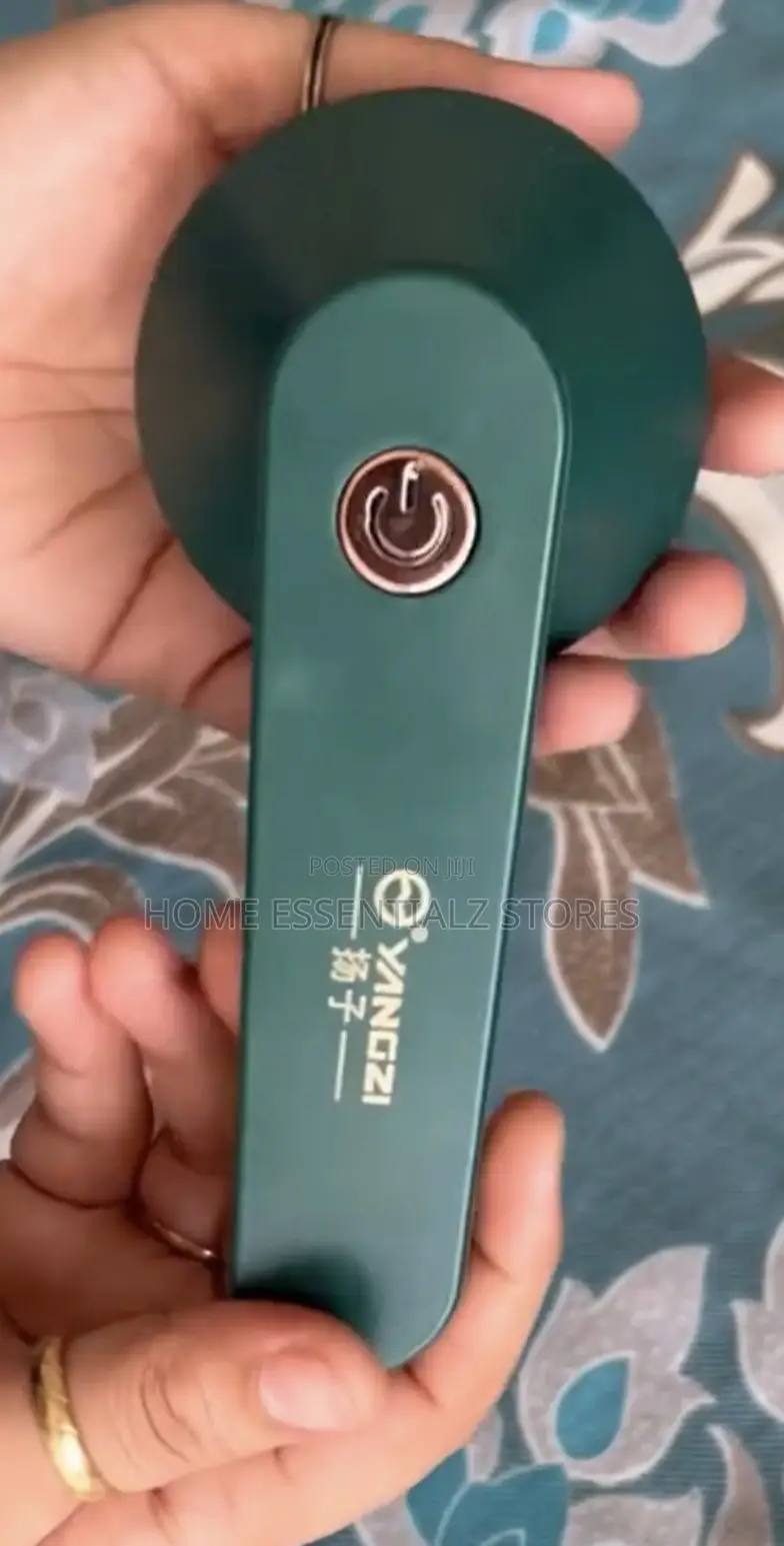 Fabrics Lint Remover