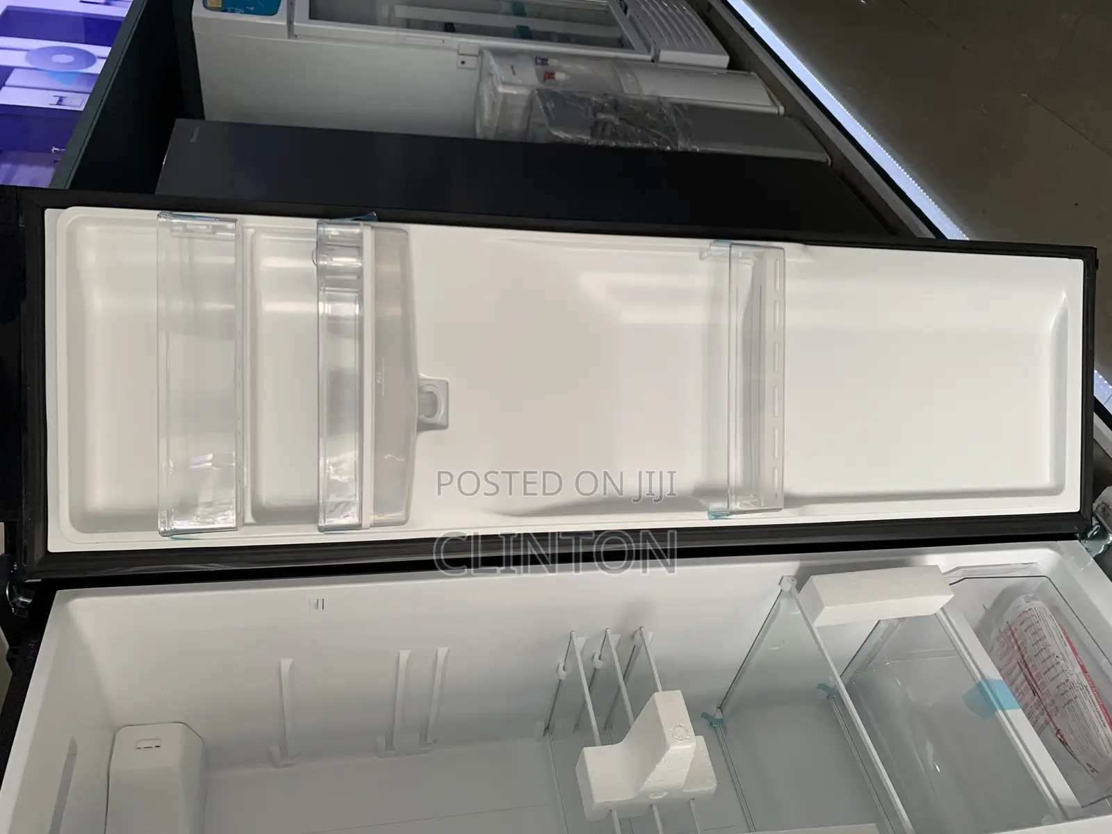 Refrigerator Fridge and Freezer Compartment