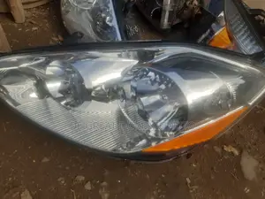 Headlamp for Toyota Sienna 206