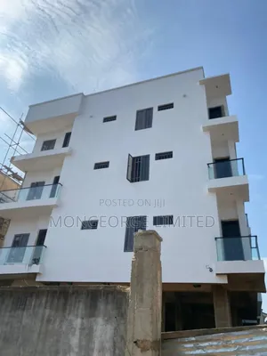 3bdrm Apartment in Ikeja for sale