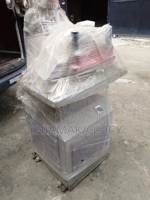 Hydraulic Nylon Punching Machine
