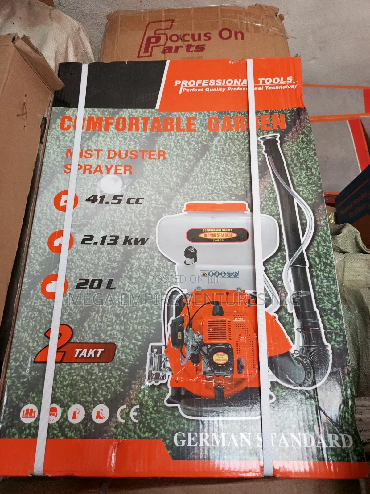 2/4 Stroke Blower Machine