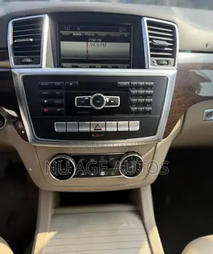 Mercedes-Benz M Class ML350 4MATIC 4dr SUV AWD (3.5L 6cyl 7A) 2014