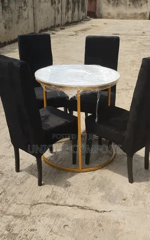 Brand New 4 Seaters Dinning Set With Iron/Steel Stand