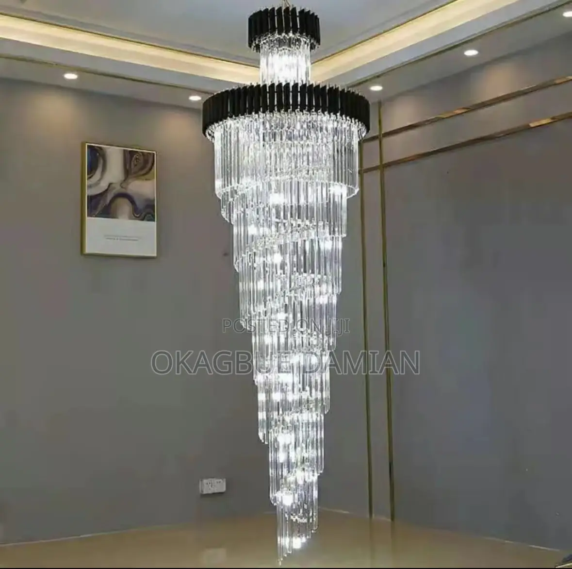 Villa Stair Long Chandelier