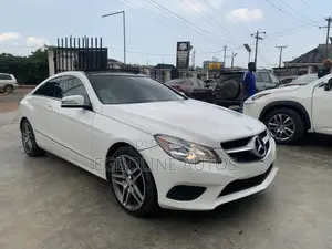 Mercedes-Benz E350 Base 4Matic Coupe AWD (3.5L 6cyl 7A) 2014 White