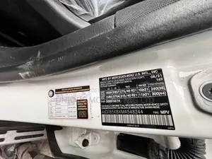 Mercedes-Benz GLE-Class 2021 White