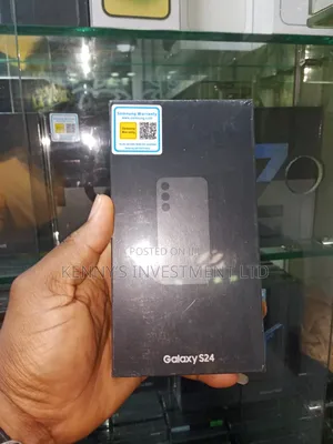 Photo - New Samsung Galaxy S24 256 GB Black
