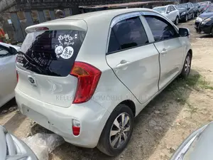 Kia Morning 2012 Off white