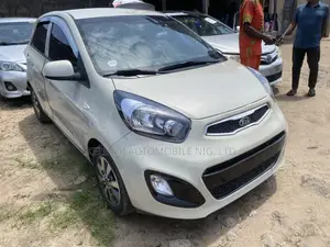 Kia Morning 2012 Off white