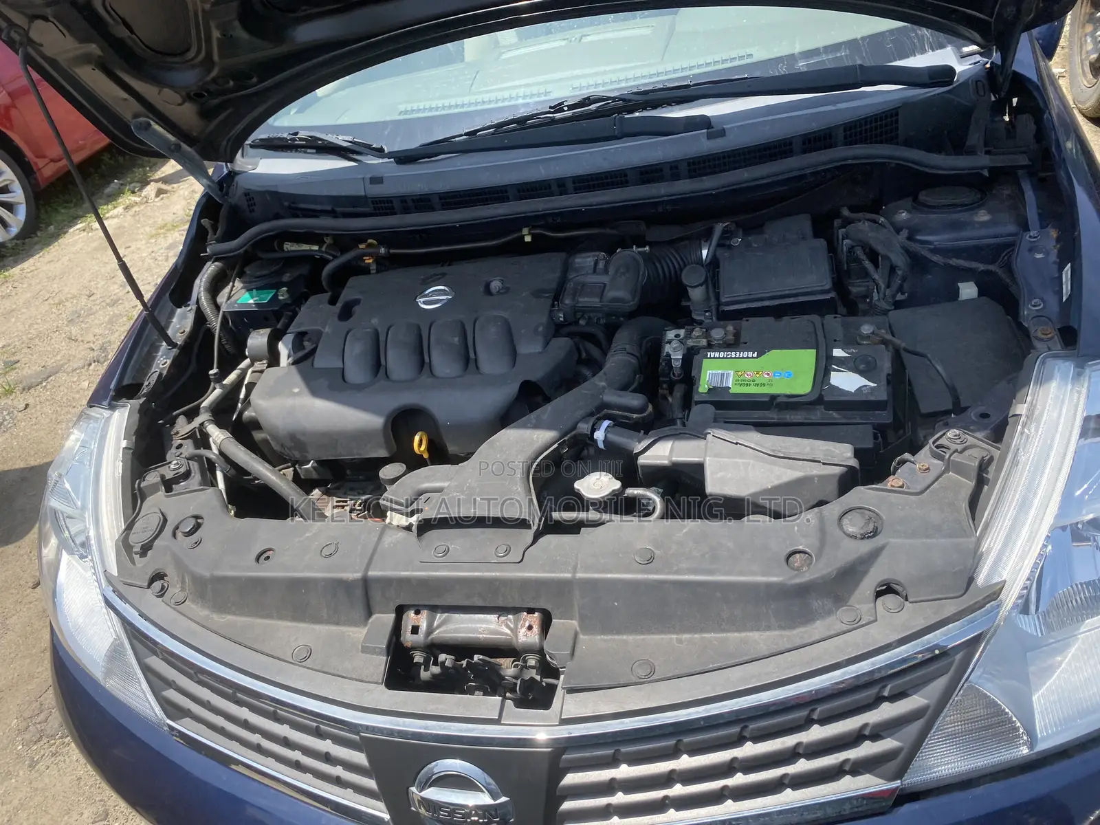 Nissan Versa 1.8 SL Hatchback 2007 Blue