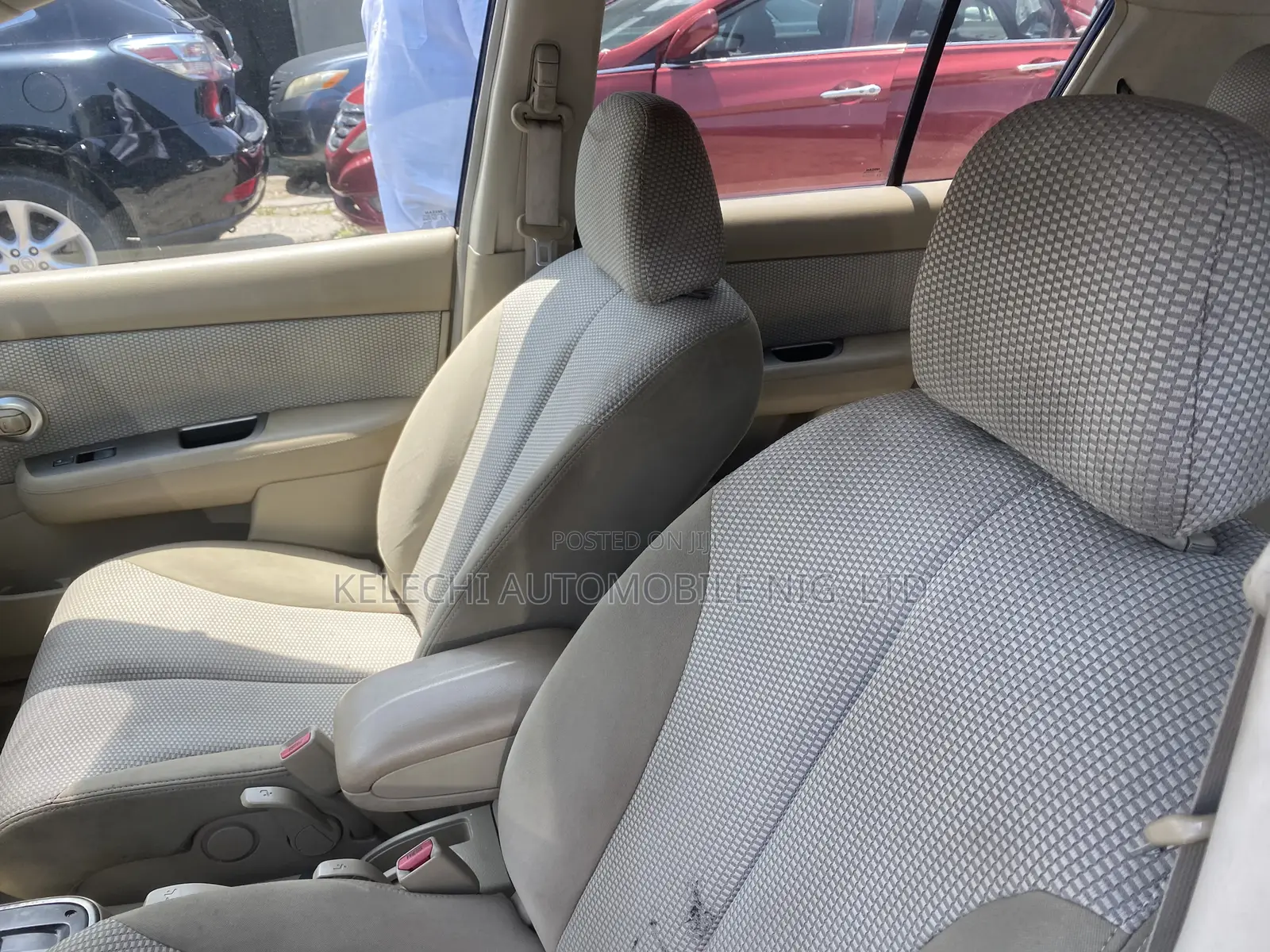Nissan Versa 1.8 SL Hatchback 2007 Blue