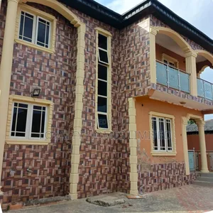 4bdrm Duplex in Alimosho for sale