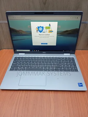 Laptop Dell Latitude 5520 16GB Intel Core I7 SSD 512GB