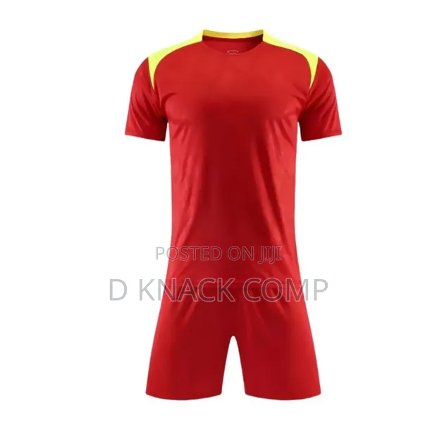 Sports Jersey Sportswear T-shirt Shorts Set in Ikotun/Igando - Main Image